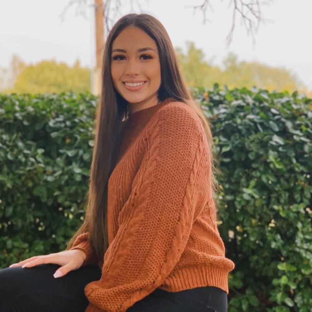 Meet your Posher, Alondra